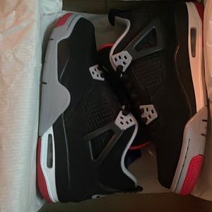 Jordan retro 4